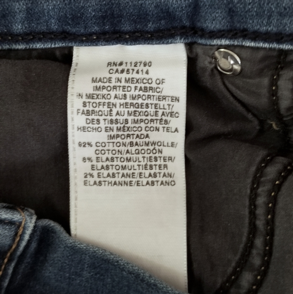 True Religion Skinny Jeans - Picture 14 of 16